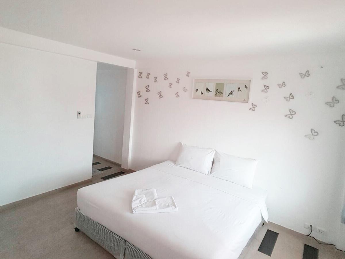 Blue Moon Hotel Hua Hin Exterior photo