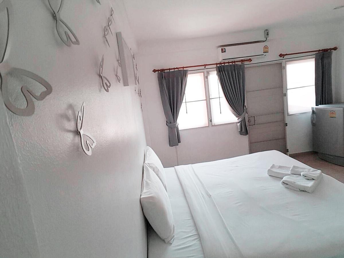 Blue Moon Hotel Hua Hin Exterior photo