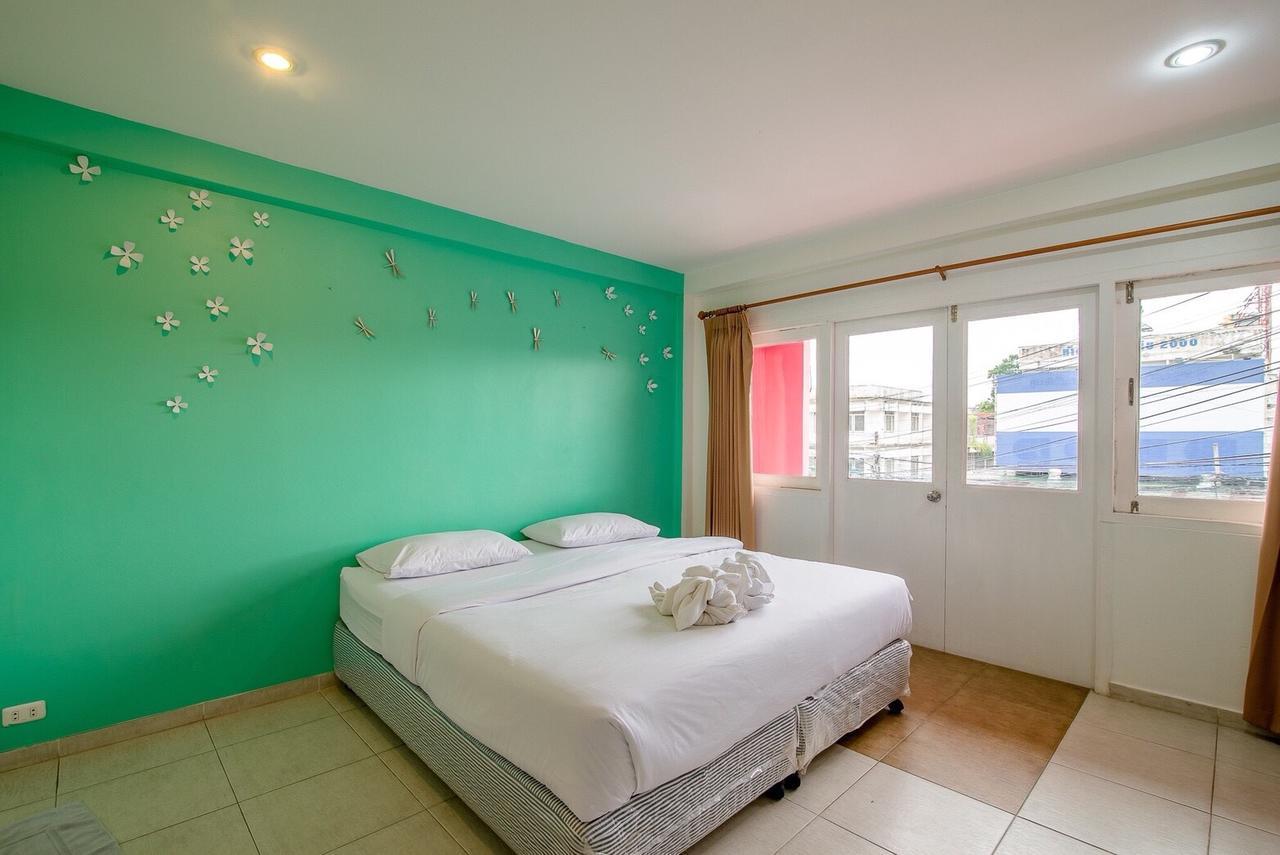 Blue Moon Hotel Hua Hin Exterior photo